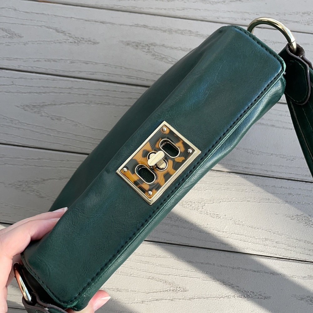 SOLD ON VINTED | Vintage Liz Claiborne Forest Green Shoulder Bag - Picture 12 of 15
